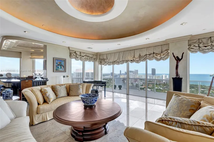 One Island Place #2901 image #11