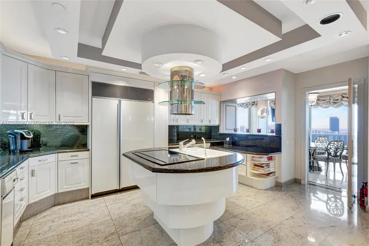 One Island Place #2901 image #54