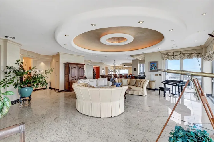 One Island Place #2901 image #7