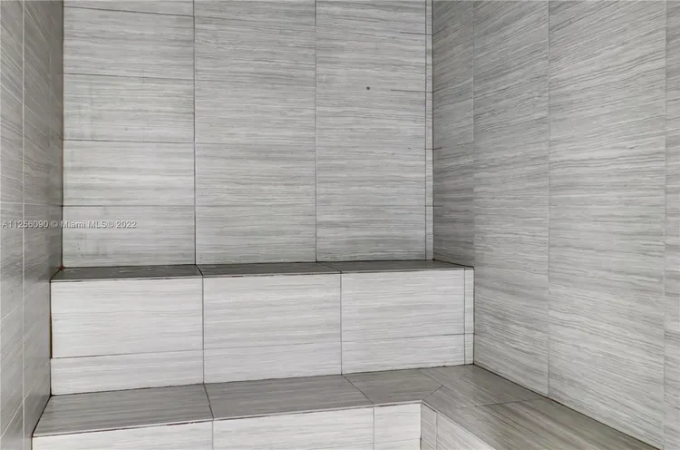 One Island Place #2901 image #92