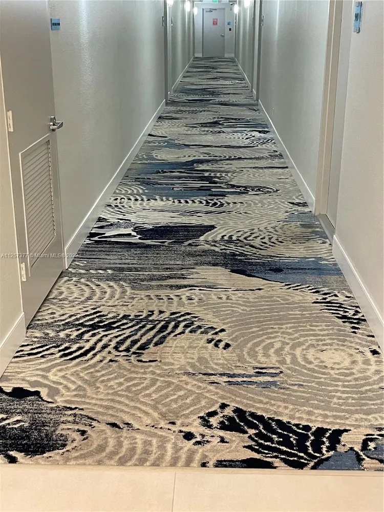 The Residences On Hollywood Beach #939 image #17