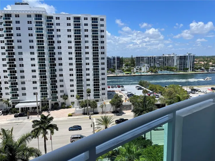 The Residences On Hollywood Beach #939 image #6