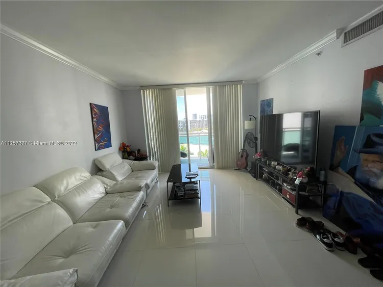 The Residences On Hollywood Beach #939 image #7