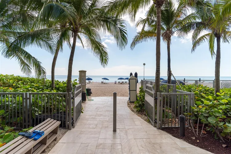 Turnberry Ocean Colony #1401 image #29