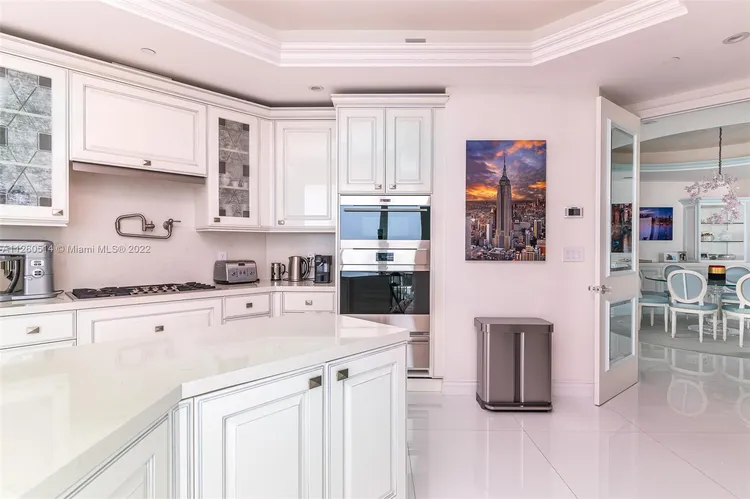 Turnberry Ocean Colony #1401 image #7