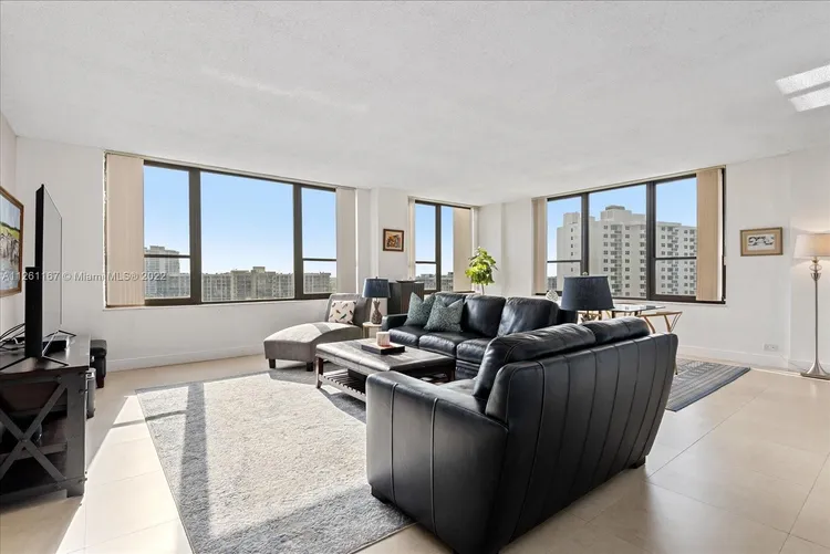 Alexander Towers #1005 image #8