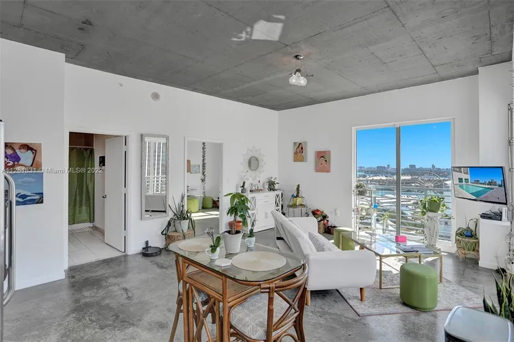 Loft Downtown II #2002 image #14