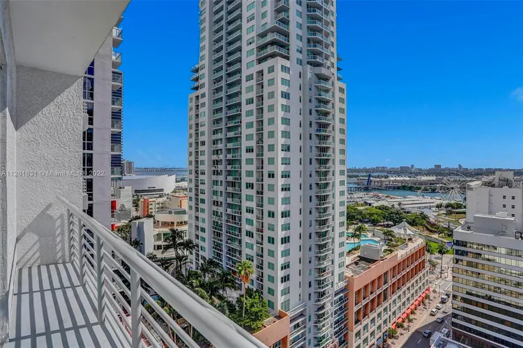 Loft Downtown II #2002 image #22