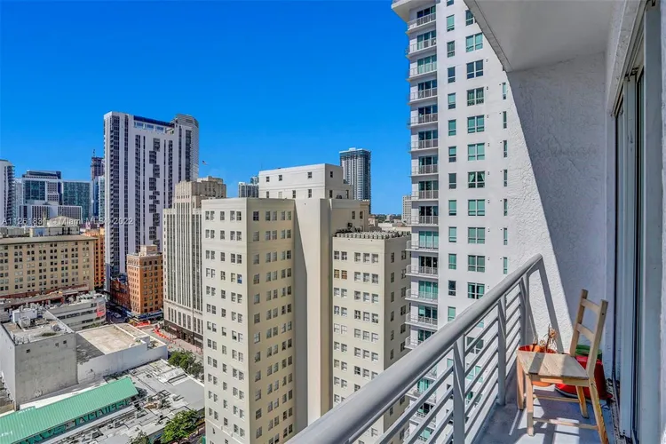 Loft Downtown II #2002 image #23