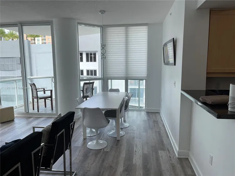 Venezia Las Olas #705 image #7