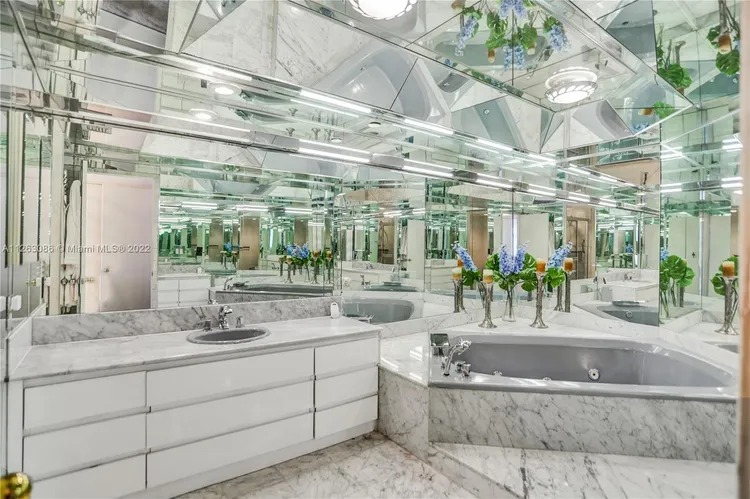 Williams Island 4000 #1606 image #10