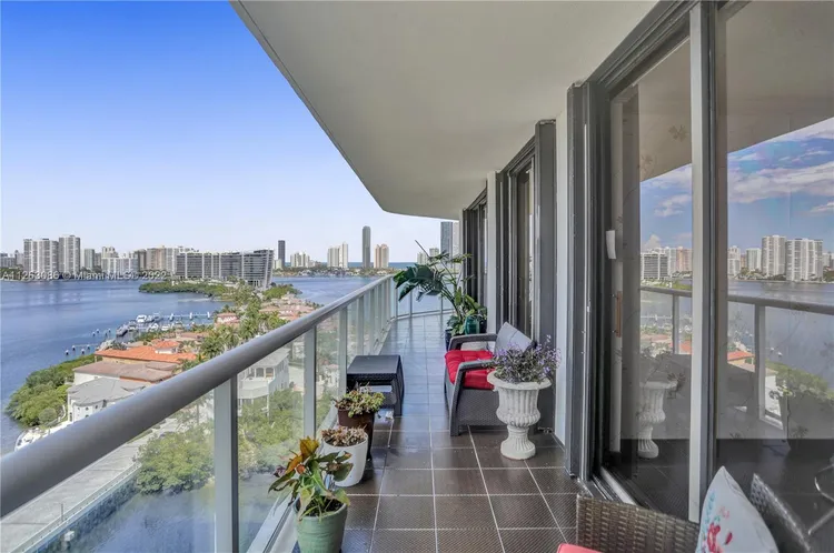 Williams Island 4000 #1606 image #19