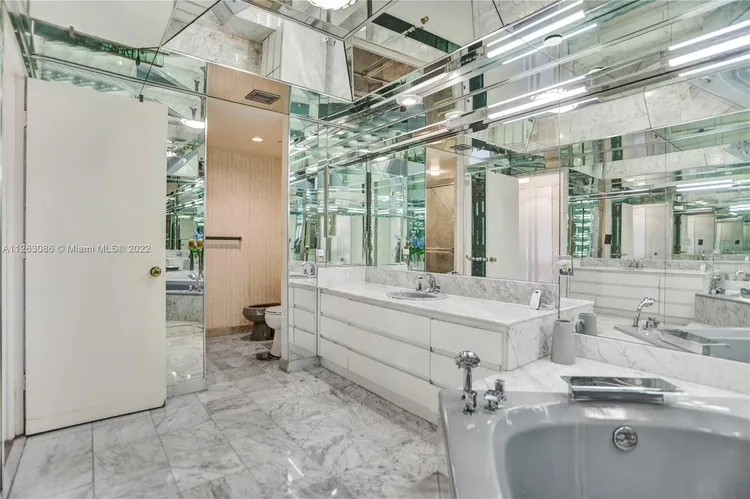 Williams Island 4000 #1606 image #9