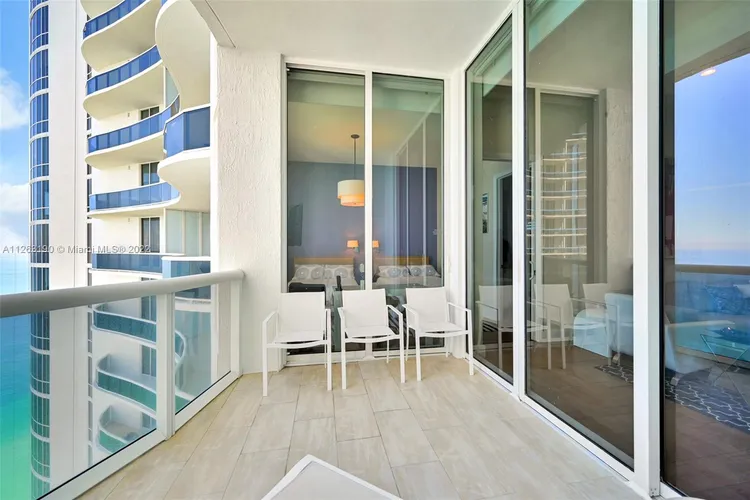 Trump Tower 2 #3504 image #17