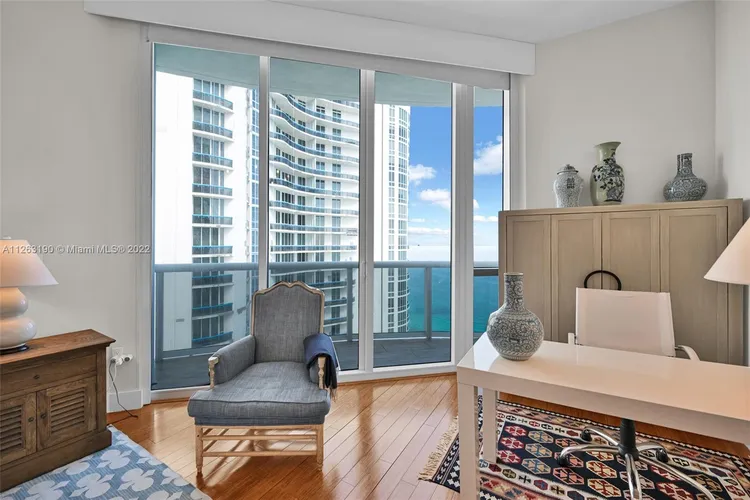 Trump Tower 2 #3504 image #36