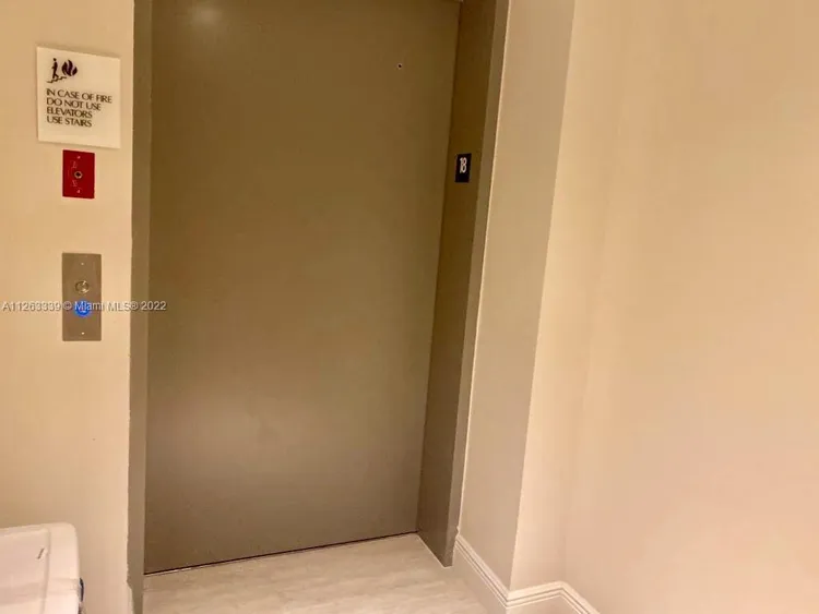 Icon Bay #1807 image #13