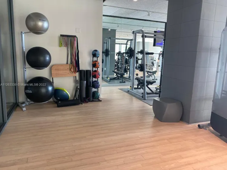 Icon Bay #1807 image #17