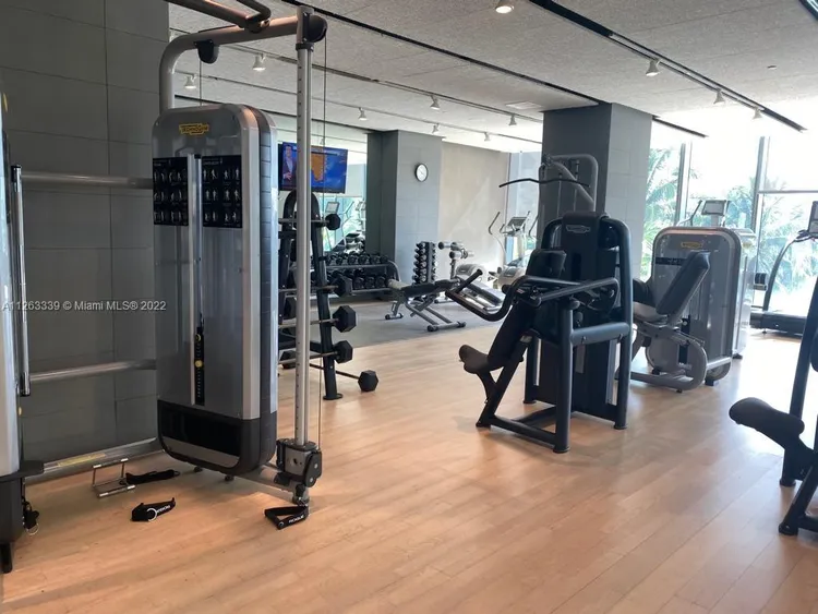 Icon Bay #1807 image #18