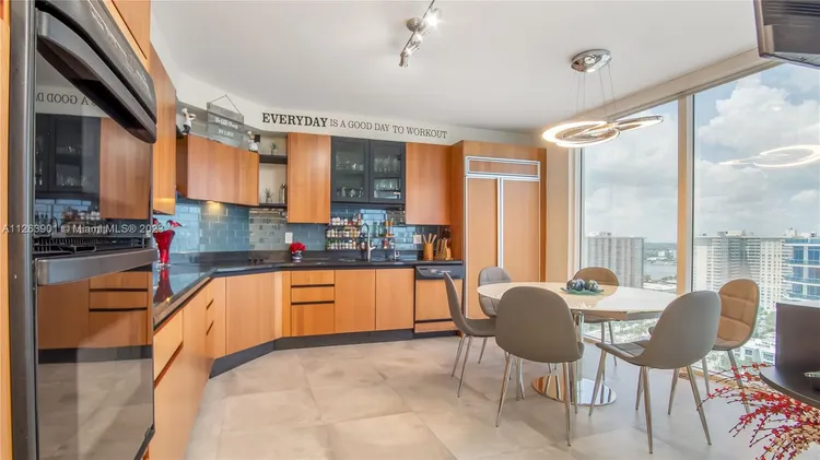 Pinnacle #2102 image #11