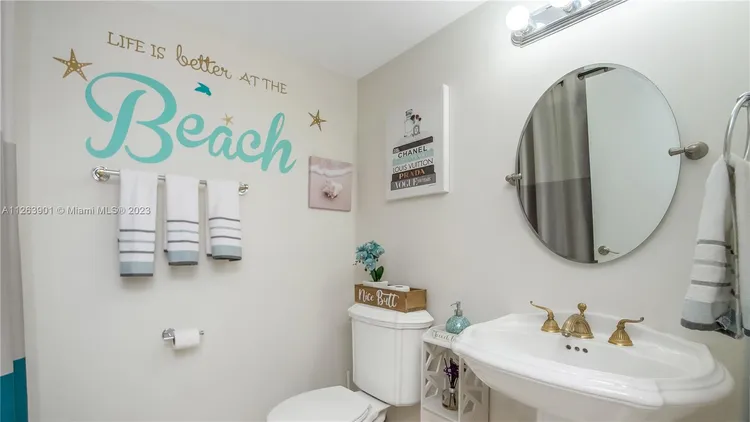 Pinnacle #2102 image #14