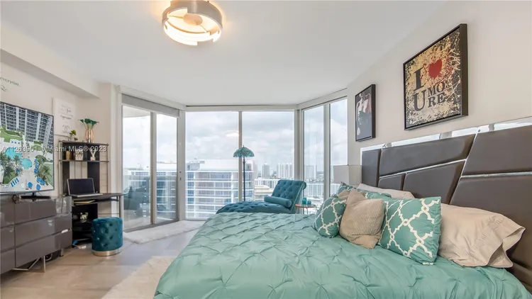 Pinnacle #2102 image #18