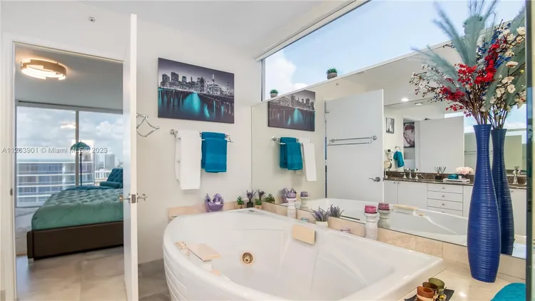 Pinnacle #2102 image #20