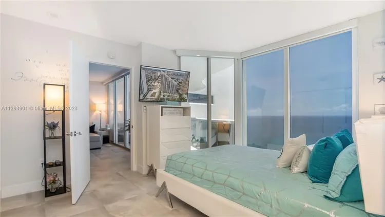 Pinnacle #2102 image #26