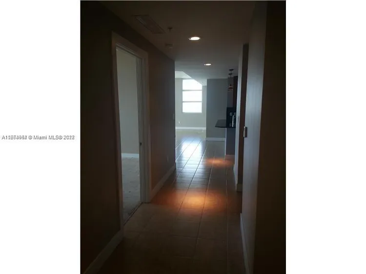 Strada 315 #1406 image #11