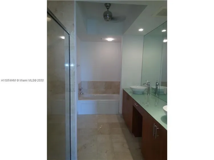 Strada 315 #1406 image #17