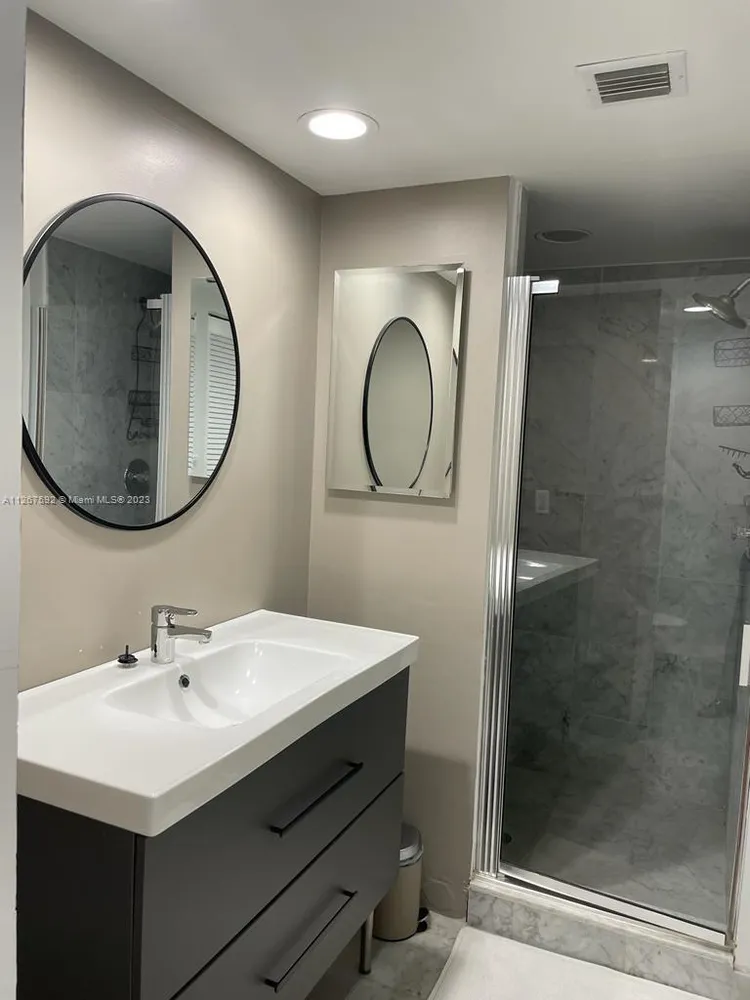 Oceania III #1734 image #15