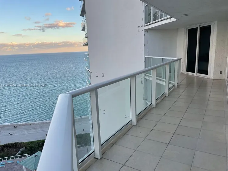 Oceania III #1734 image #7