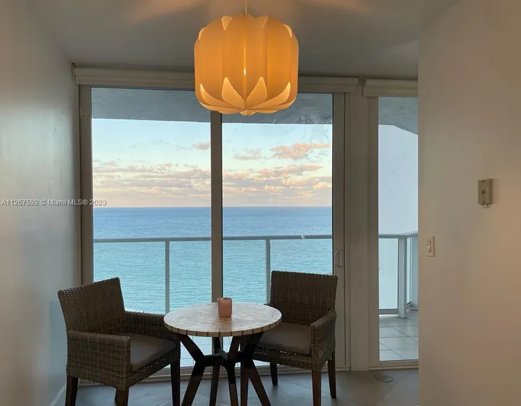 Oceania III #1734 image #8