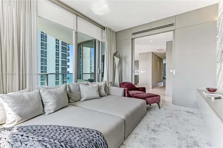 Ritz-Carlton Residences Sunny Isles #1401 image #27