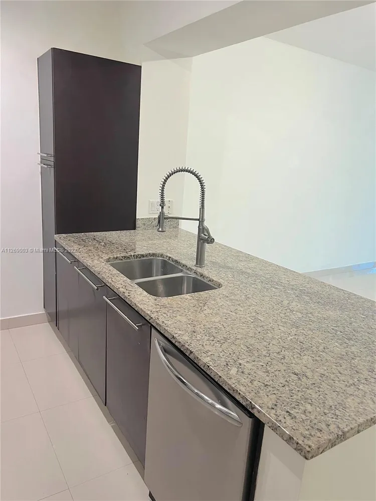 The Plaza on Brickell South #303 image #10