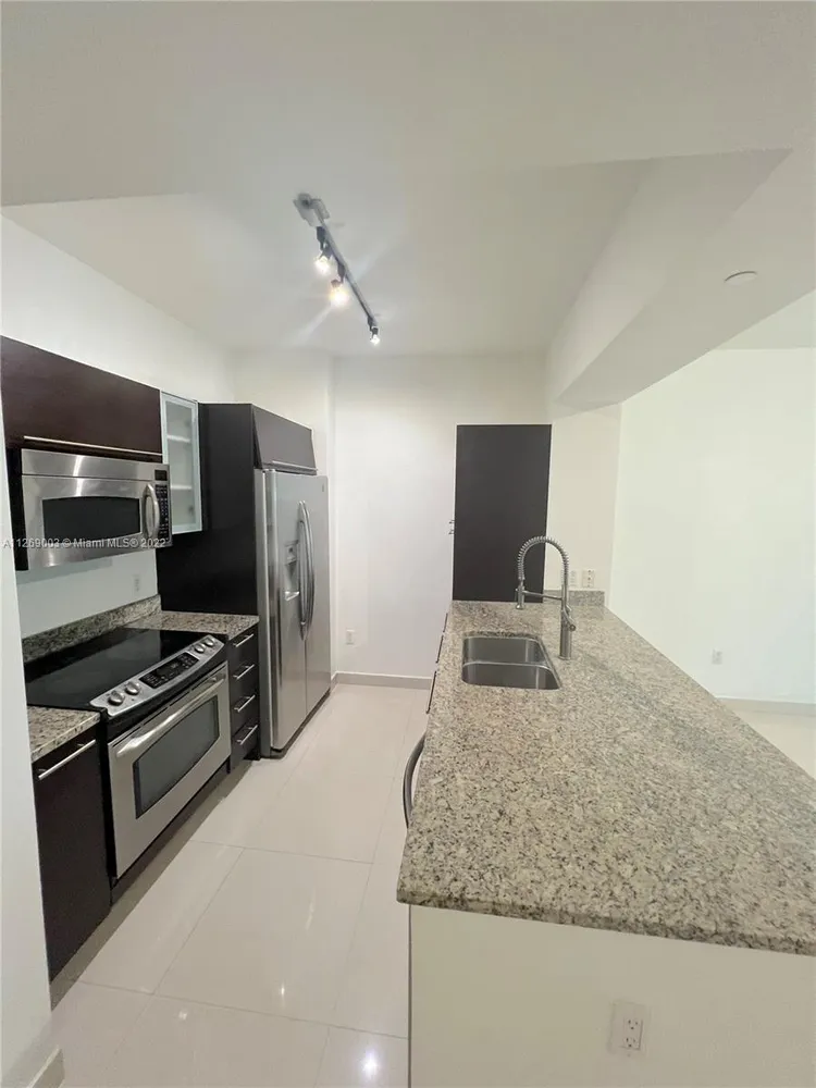 The Plaza on Brickell South #303 image #6