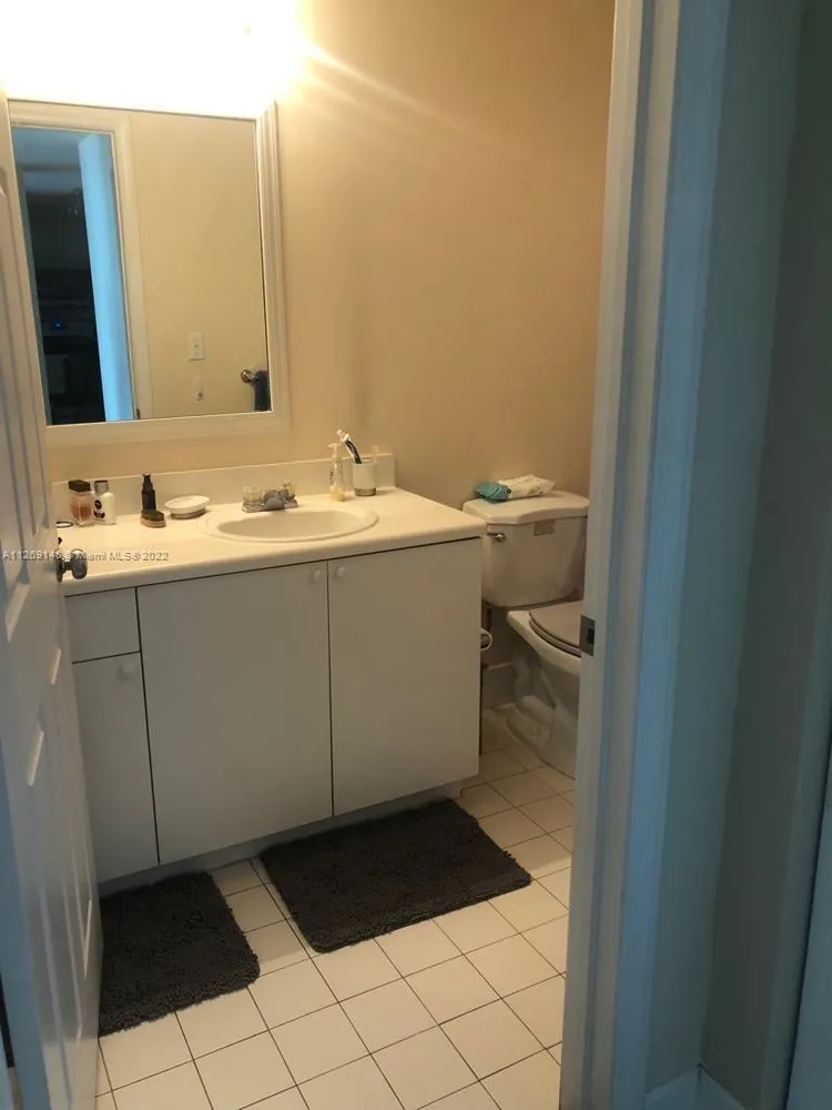 Douglas Grand #711 image #10