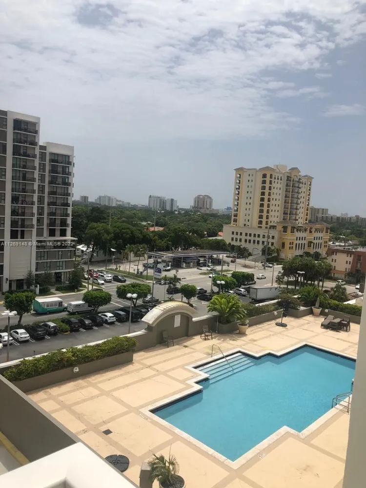 Douglas Grand #711 image #14