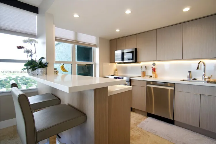 Palm Bay Yacht Club #PH-9 image #17