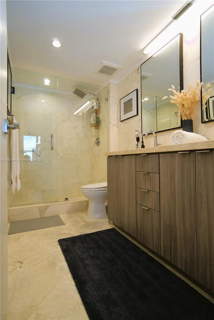 Palm Bay Yacht Club #PH-9 image #33