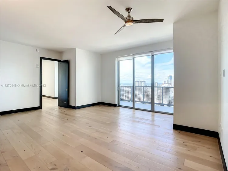 Muze at Met #PH1 image #14