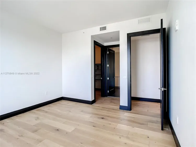 Muze at Met #PH1 image #21