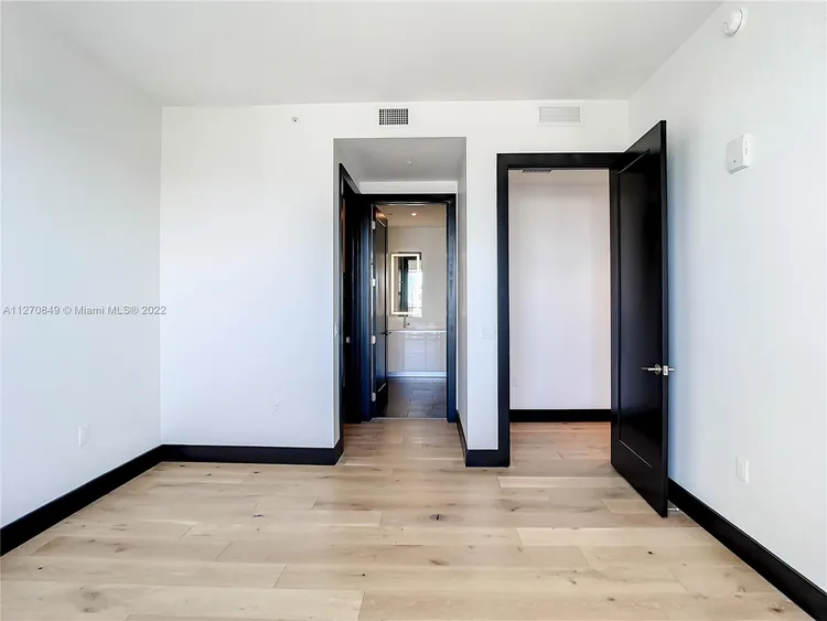 Muze at Met #PH1 image #22