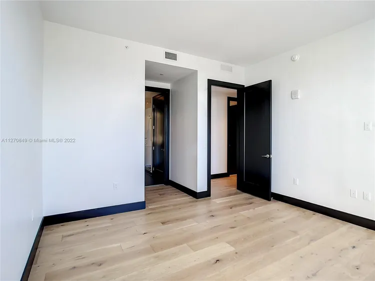 Muze at Met #PH1 image #23