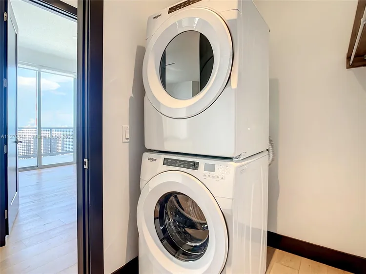 Muze at Met #PH1 image #34