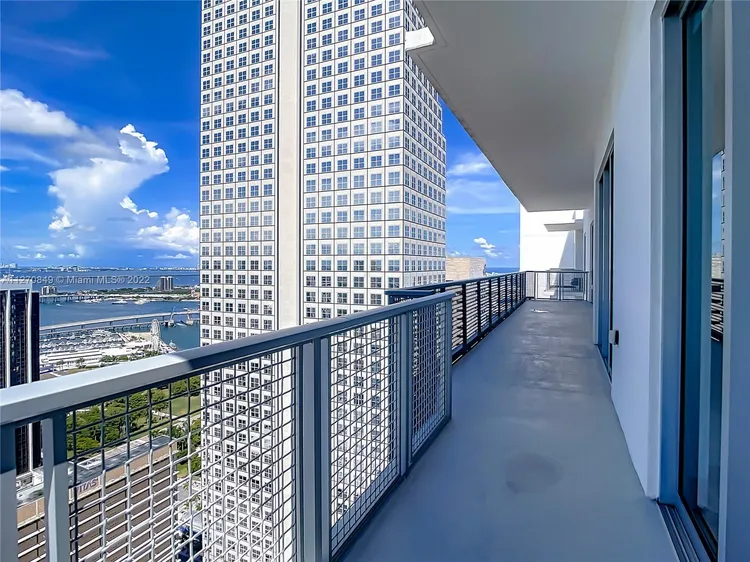 Muze at Met #PH1 image #39