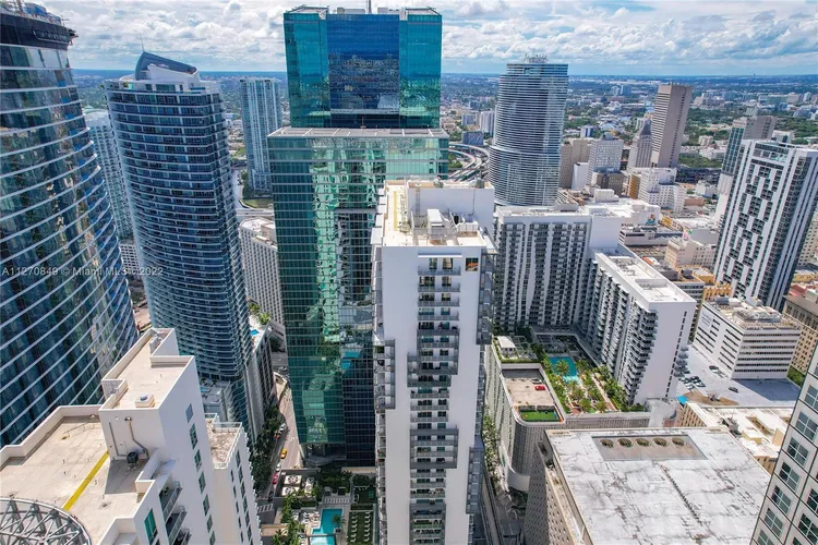 Muze at Met #PH1 image #40