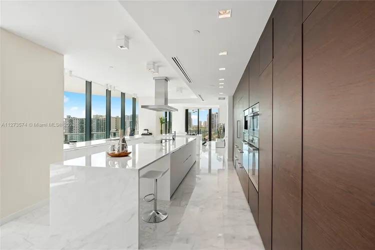 Regalia #11 image #11