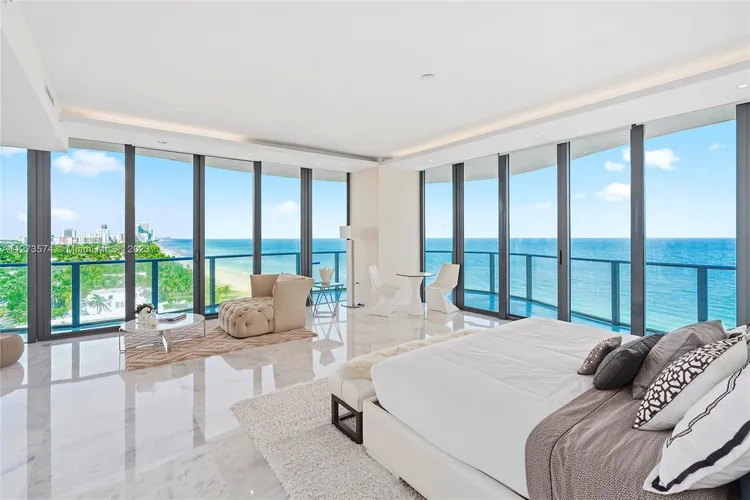 Regalia #11 image #20