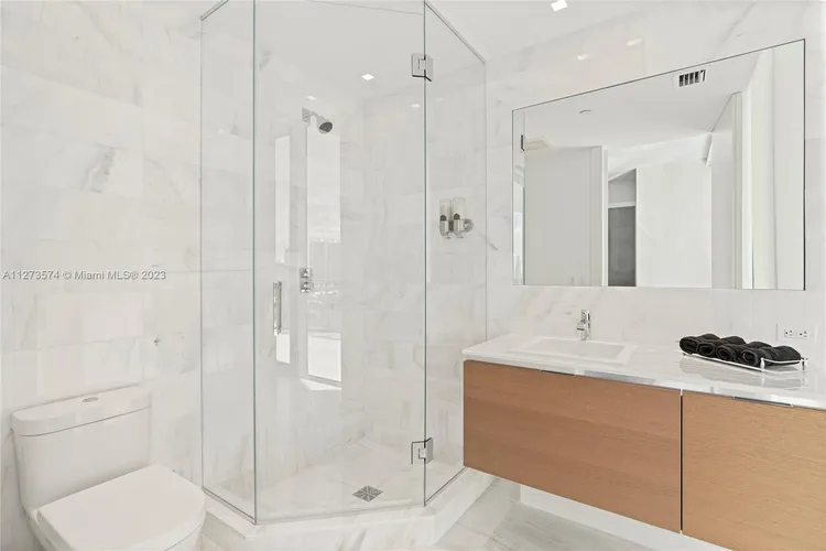 Regalia #11 image #29