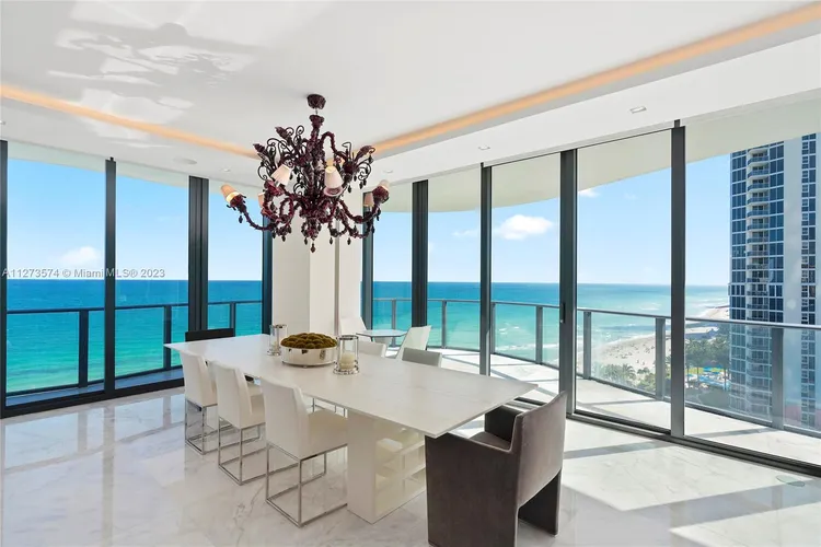 Regalia #11 image #6